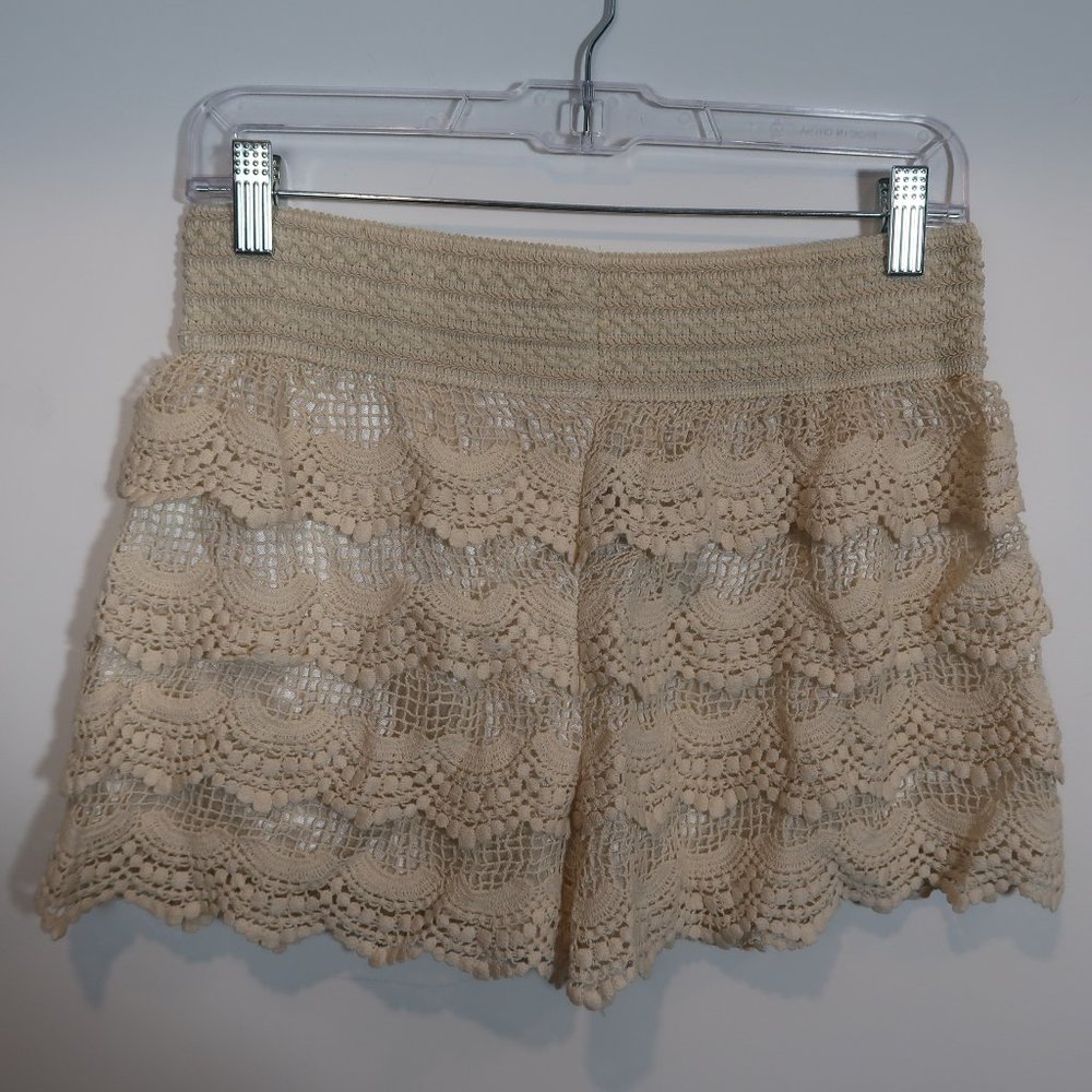 Nella Fantasia Layered Ruffles Crochet Shorts